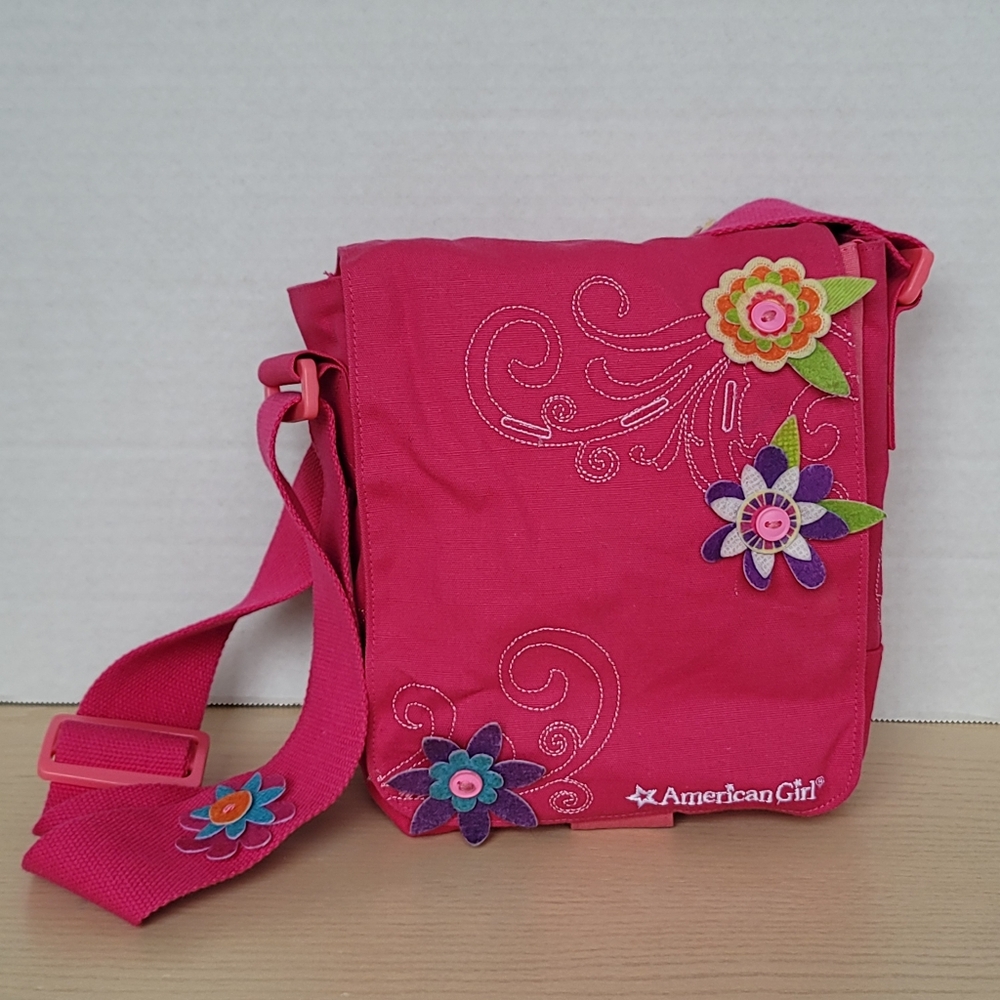 American Girl Pink Cotton Felt Bloom Buttons Adjustable Strap Crossbody Bag